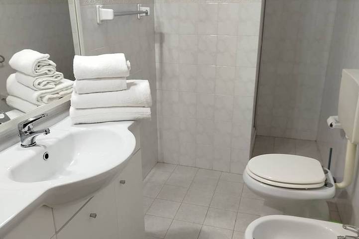 Cozy vacation home in Terrasini a stone's throw from the sea and the historic center. in Terrasini, Palermo Province