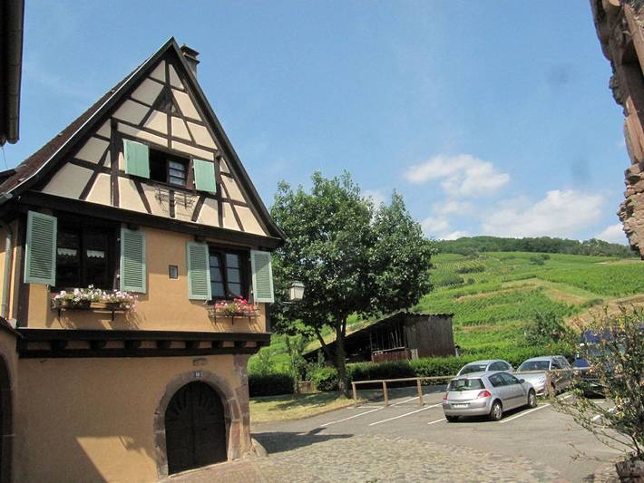 Gîte pour 5 personnes, avec Terrasse et Jardin à Ammerschwihr