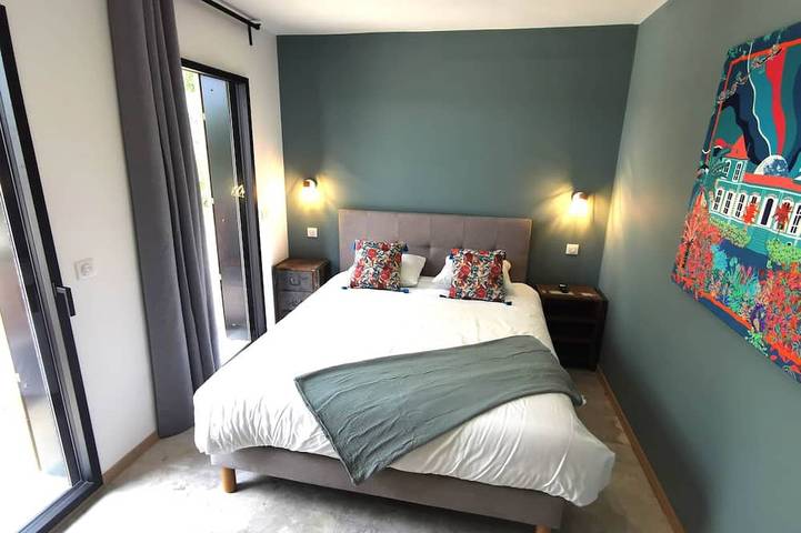 Location de vacances pour 8 personnes, avec jardin et jacuzzi, animaux acceptés à Sauternes (Gironde) - 3