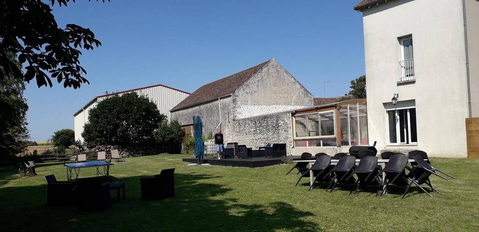 Villa pour 20 personnes, avec sauna et piscine ainsi que jardin et vue dans Seine-et-Marne - 4
