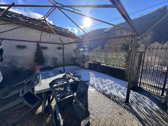 Gîte pour 4 personnes, avec vue ainsi que terrasse et jardin, animaux acceptés à Ala di Stura - 4