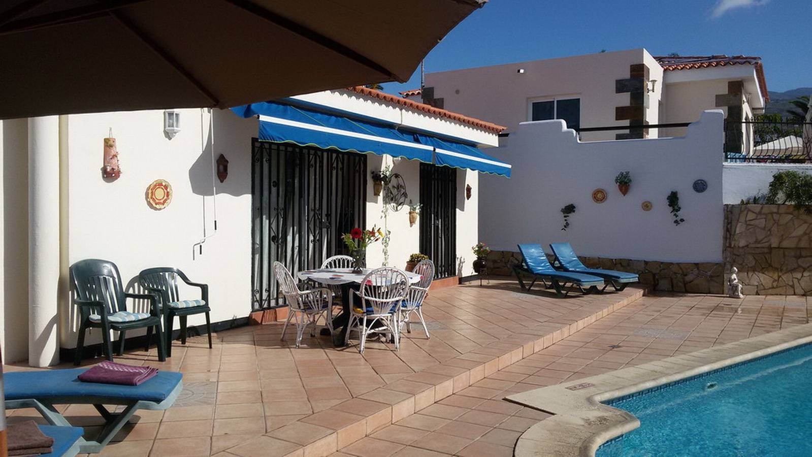 Excellent Azul Villa with Sea View, Private Pool, Terrace and Wi-Fi in Sueno Azul, Adeje