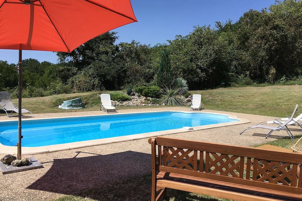 Typisches Périgordhaus für 12 bis 15 Personen mit privatem Pool in der Nähe von Périgueux in Eyliac, Périgord Blanc