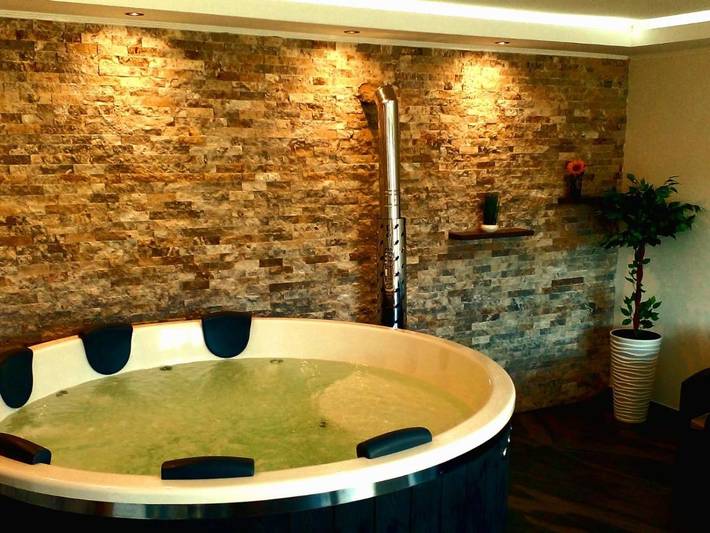 Maison d’hôte pour 6 personnes, avec vue et jardin dans Mureș