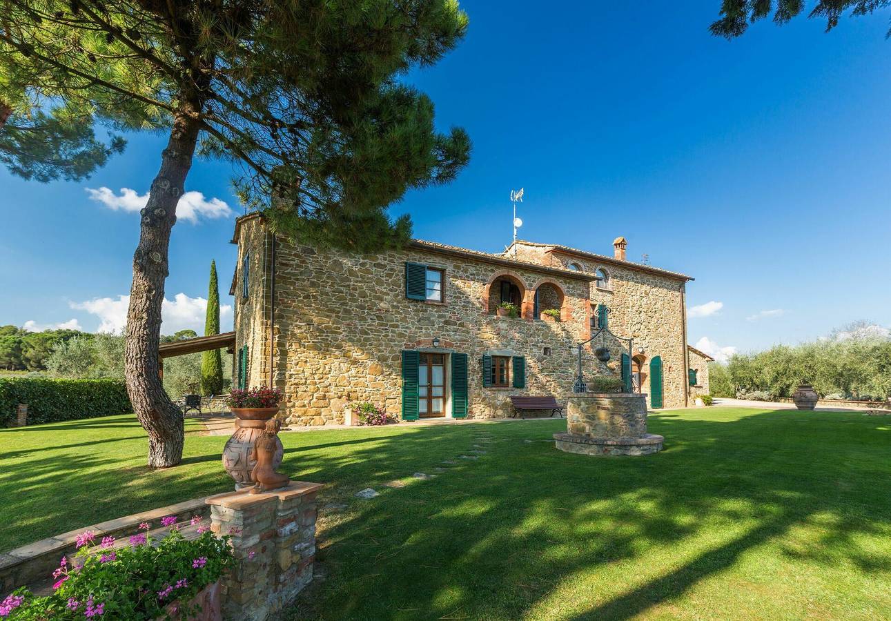 Villa für 15 Personen mit Pool in Lucignano, Chianti