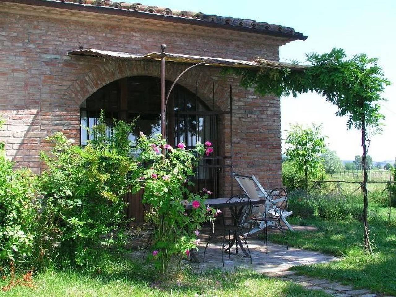 Ganze Wohnung, Mit hoher Decke in der Wohnküche und eigener Laube in Monteleone d'Orvieto, Perugia Provinz