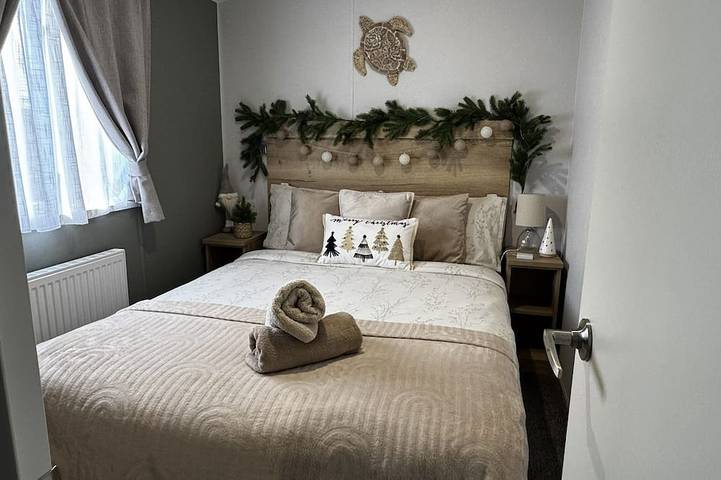 Glamping for 8 people in Camber Sands