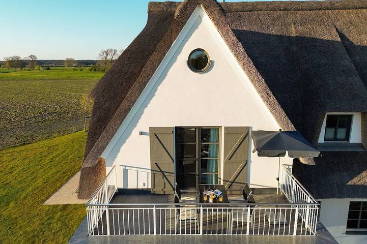 Cottage für 4 Personen, mit Balkon und Garten sowie Sauna