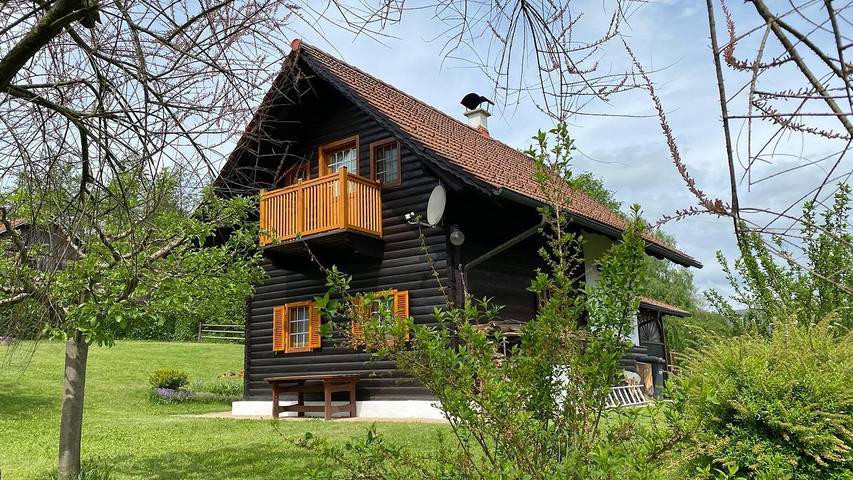 Ferienhaus für 6 Personen, mit Garten und Balkon