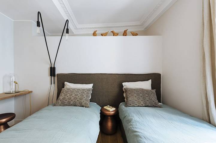 Apartamento entero, Apartamento de diseño de lujo con balcón en el casco antiguo de Niza, a 4 minutos a pie de la playa. in Niza, Costa mediterránea (Francia)