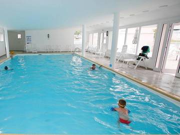 Camping pour 6 personnes, avec sauna, animaux acceptés en Ille-et-Vilaine