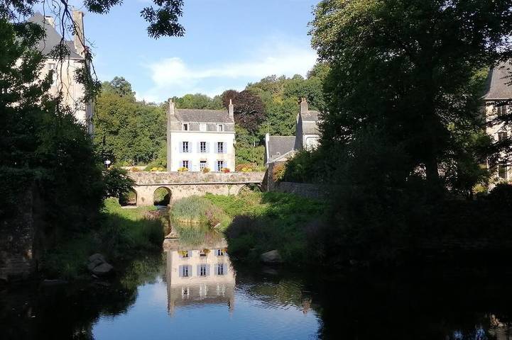 Location de vacances pour 2 personnes, avec Jardin à Quimperlé