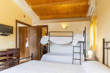 Agriturismo per 4 Persone in Modica, Provincia di Ragusa, Foto 1