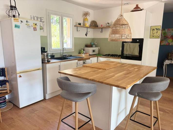Location de vacances pour 6 personnes, avec jardin et vue à Pierrevert - 2
