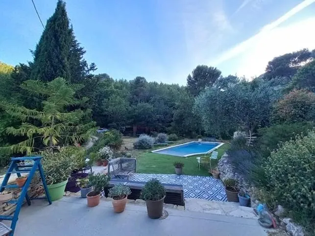 Casa de vacaciones para 5 personas, con terraza y piscina - 1
