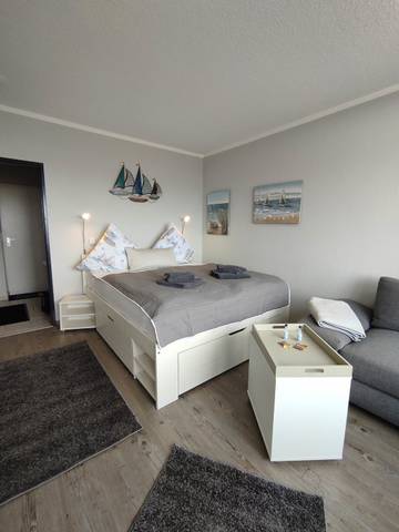 Ferienwohnung Am Strand für 2 Personen in Burgtiefe Südstrand, Ostseeinseln, Bild 1