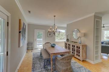 Vacation House for 12 Guests in Isle of Palms, South Carolina Lowcountry, Picture 3