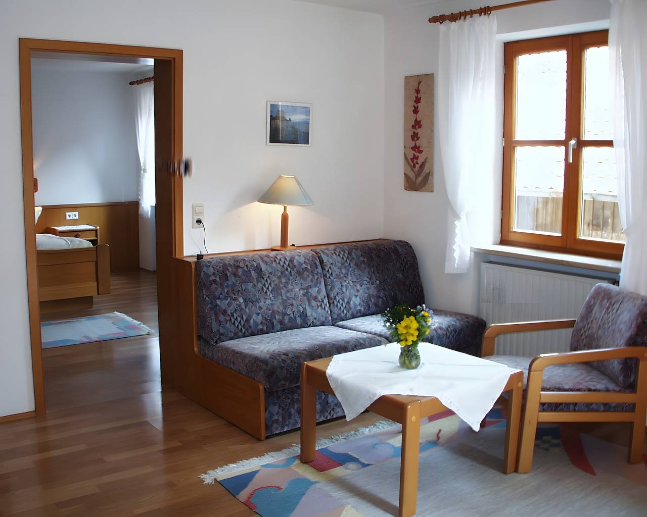 Ganze Wohnung, Ferienwohnung '2' mit Gemeinschaftsgarten, Balkon und Wi-Fi in Wasserburg (Bodensee), Bayerisch Schwaben