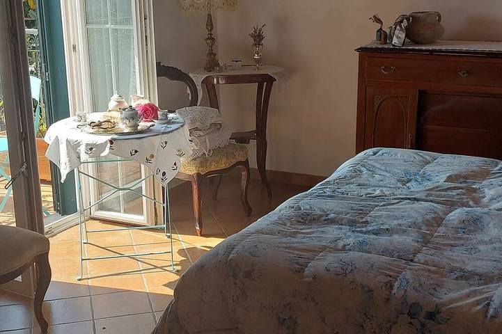 Appartamento intero, Accogliente dimora in zona verdeggiante a 3km dalla Costiera amalfitana in Cava dei Tirreni, Costa tirrenica Campania