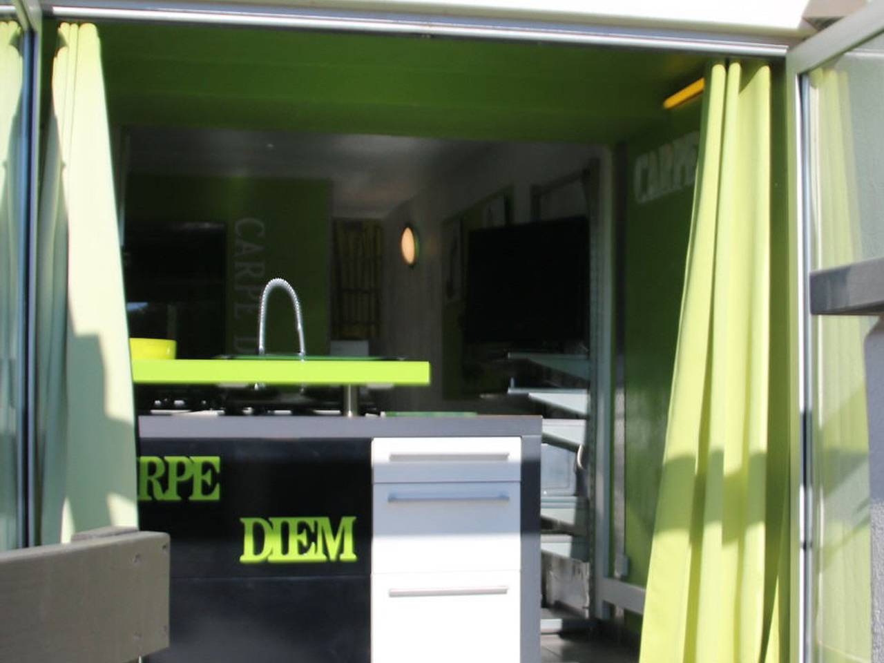 Entire studio, Cozy Air-Conditioned Studio for 2 with Terrace & Parking in Agde in Cap d'Agde, Agde