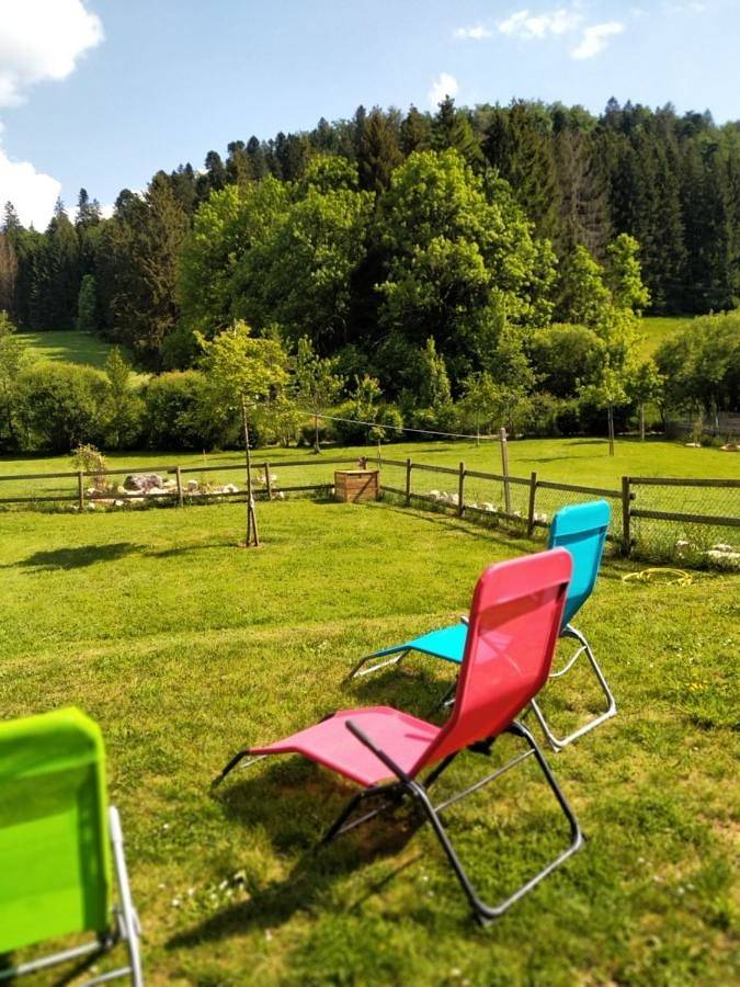 Gîte pour 6 personnes, avec vue et jardin à Chaux-des-Crotenay - 2