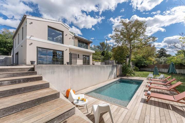 Villa pour 6 personnes, avec jardin et balcon ainsi que piscine et vue à Allauch