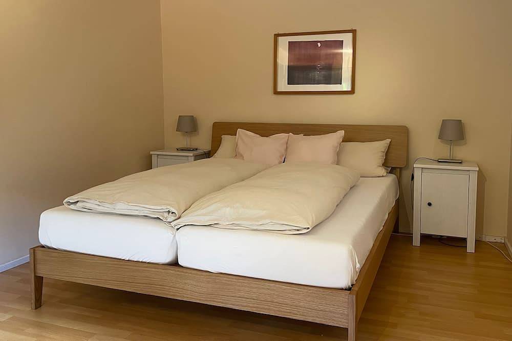 Ganze Wohnung, Idyllisches Schwedenhäuschen für 3 (-4) Personen mit Terrasse und tollem Garten! in Witten, Ennepe-Ruhr-Kreis