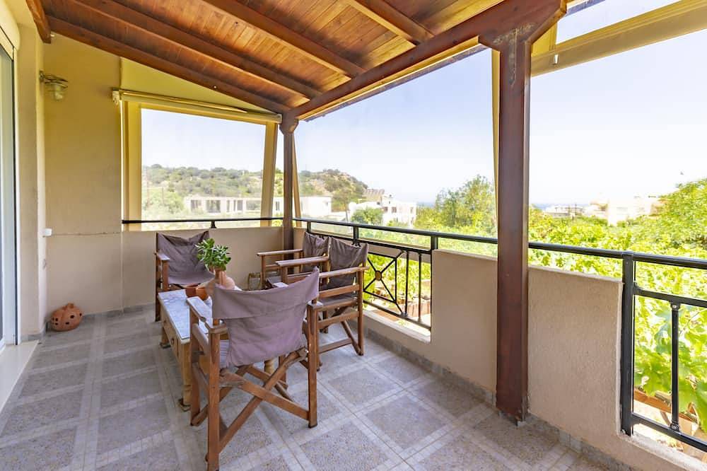 Astali Villa: Cozy Elegant Villa with Pool. 5-minute walk to the beach! in Stalida, Iraklio-Heraklio region