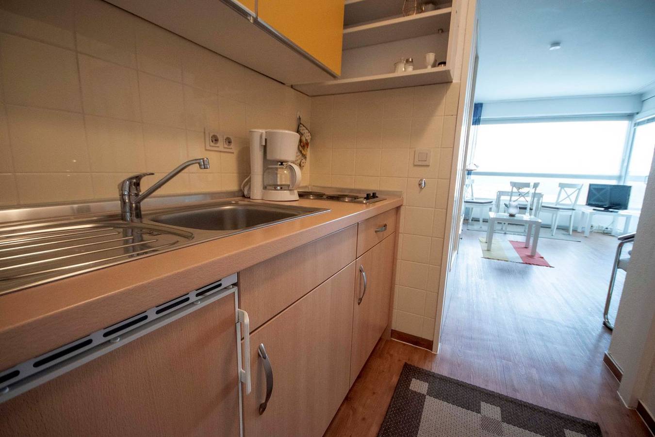 Ganze Wohnung, Fb 08.05 - Gemütliche Seesicht-Ferienwohnung für bis zu 3 Personen in Sahlenburg Strand, Cuxhaven