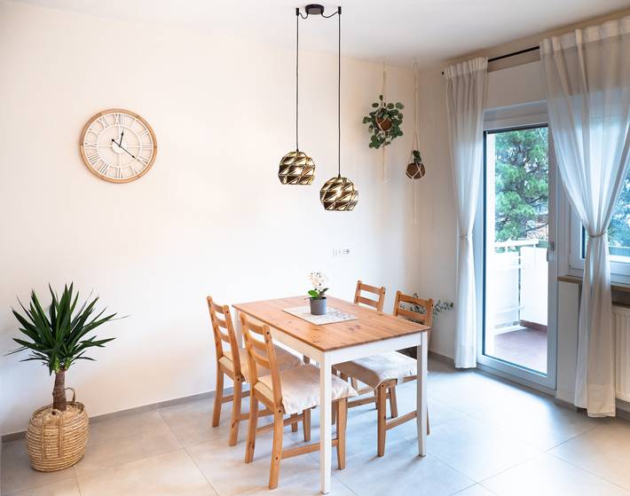 Ferienwohnung für 3 Personen, mit Balkon in Meran