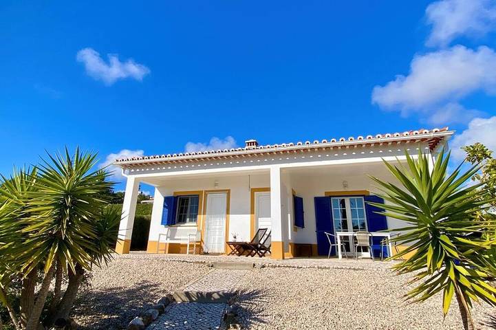 Ferienhaus für 6 Personen, mit Garten in Aljezur