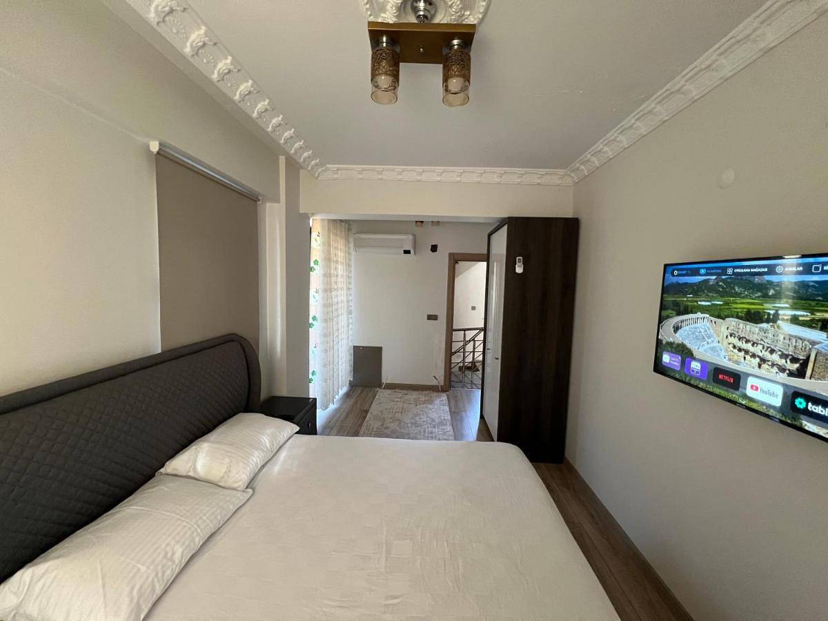 Villa with Garden View in Region Marmara
