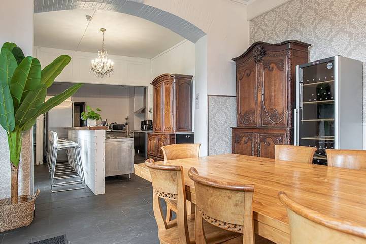 Château pour 54 personnes, avec jardin en Bourgogne-Franche-Comté - 2