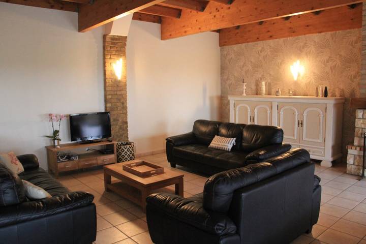 Gîte pour 10 personnes, avec terrasse à Marck - 4