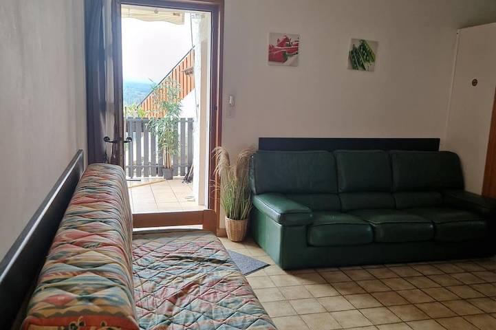 Gîte pour 5 personnes, avec jardin à Saint-Genix-sur-Guiers - 4