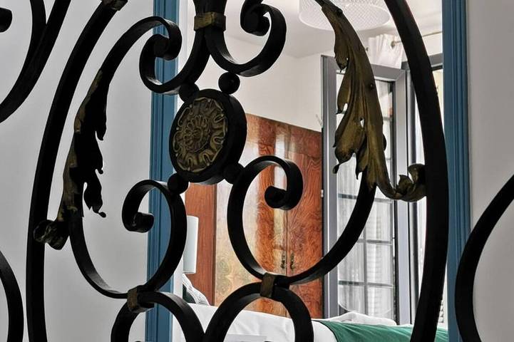 Location de vacances pour 12 personnes, avec terrasse ainsi que jardin et piscine à Châtillon-sur-Cher - 2