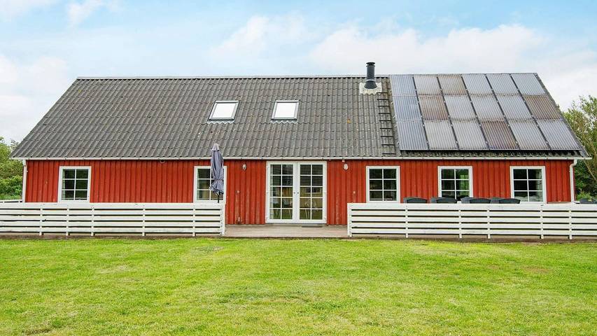 Ferienhaus für 10 Personen, mit Pool und Terrasse sowie Whirlpool und Sauna an der Westküste Dänemarks