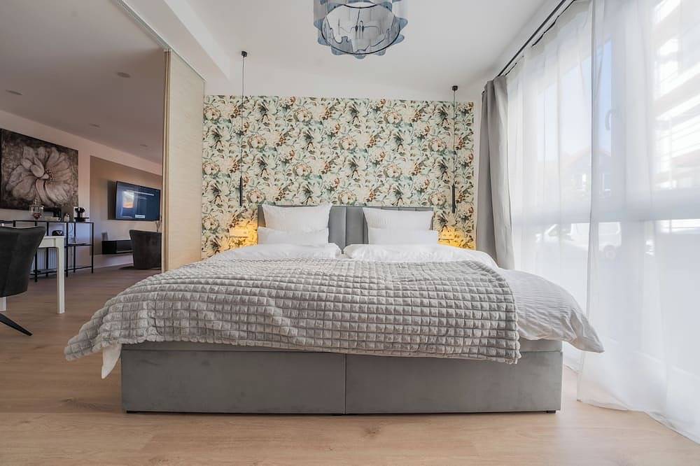 Entire apartment, Marisol Design Apartment with private parking space in Solingen, Bergisch region