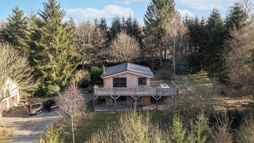 Location de vacances pour 7 personnes, avec piscine et jardin à La Roche-en-Ardenne - 2