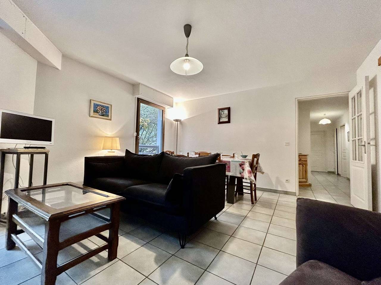 Ganze Wohnung, Großzügige 4-Zimmer-Wohnung für 6 Personen, 400m von Skiliften entfernt, nahe Skigebiet La Salle-les-Alpes in La Salle-les-Alpes, Serre Chevalier