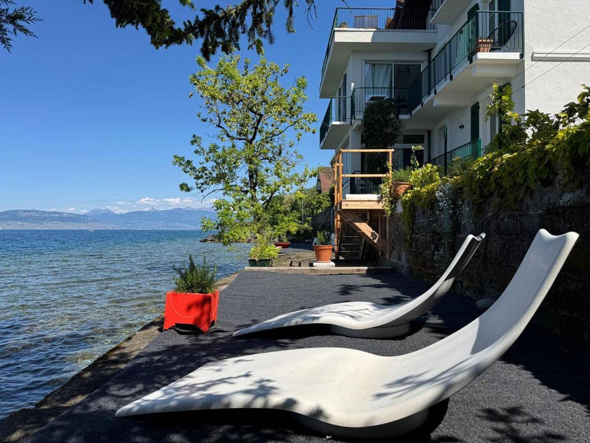 Appartement entier, La Villa du Lac - Appartements de vacances - Les pieds dans l'eau in Maxilly-sur-Léman, Région de Thonon-les-Bains
