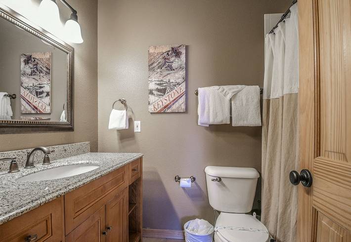 Vacation rental for 9 people, with hot tub in Keystone