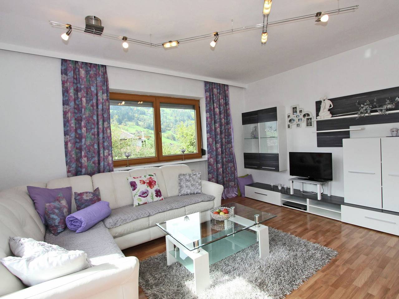 Ganze Wohnung, Wohnung in Stumm nahe Skipisten in Stumm, Ski-Optimal Hochzillertal