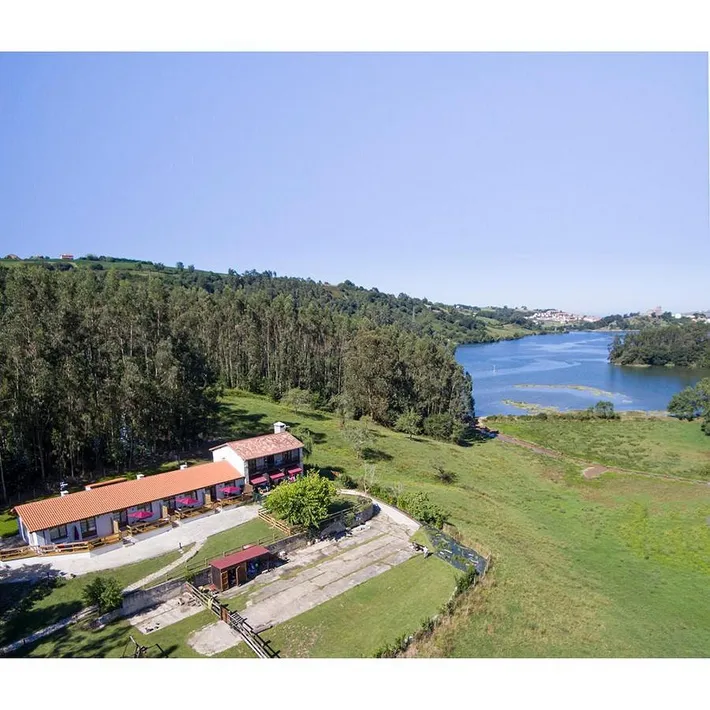 Apartamento de vacaciones para 3 personas, con piscina y jardín además de vistas y piscina para niños, Se admiten mascotas - 1