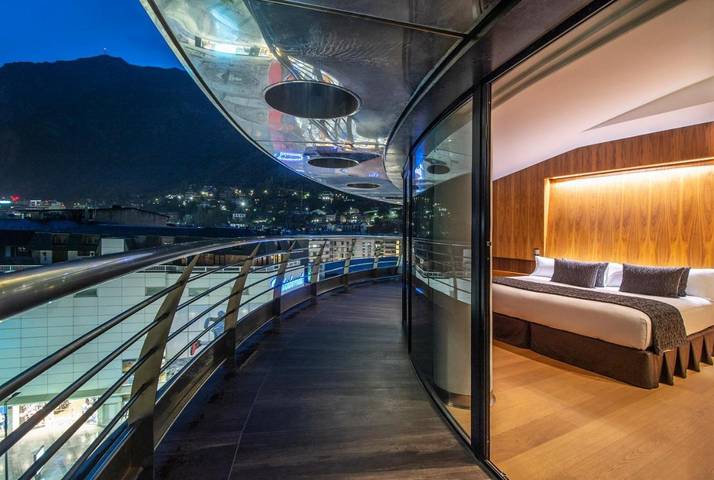 Apartamento para 3 personas, con Jacuzzi en Andorra la Vella