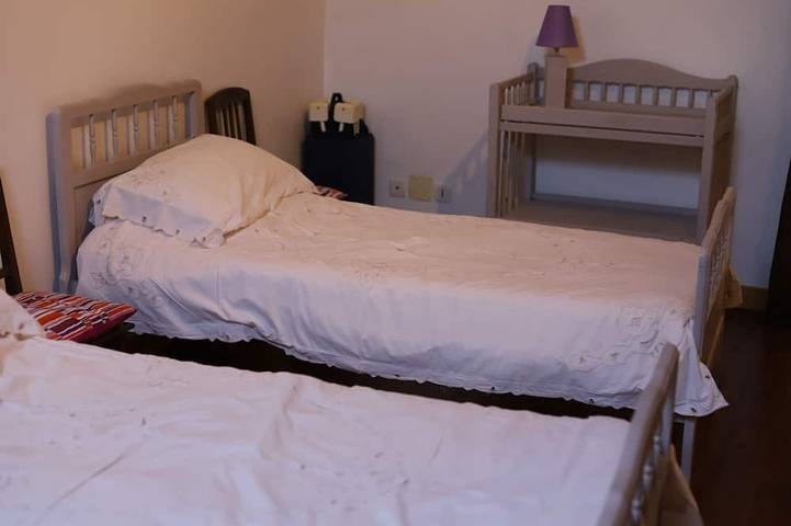 Location de vacances pour 3 personnes, avec terrasse ainsi que piscine et jardin à Madiran - 2