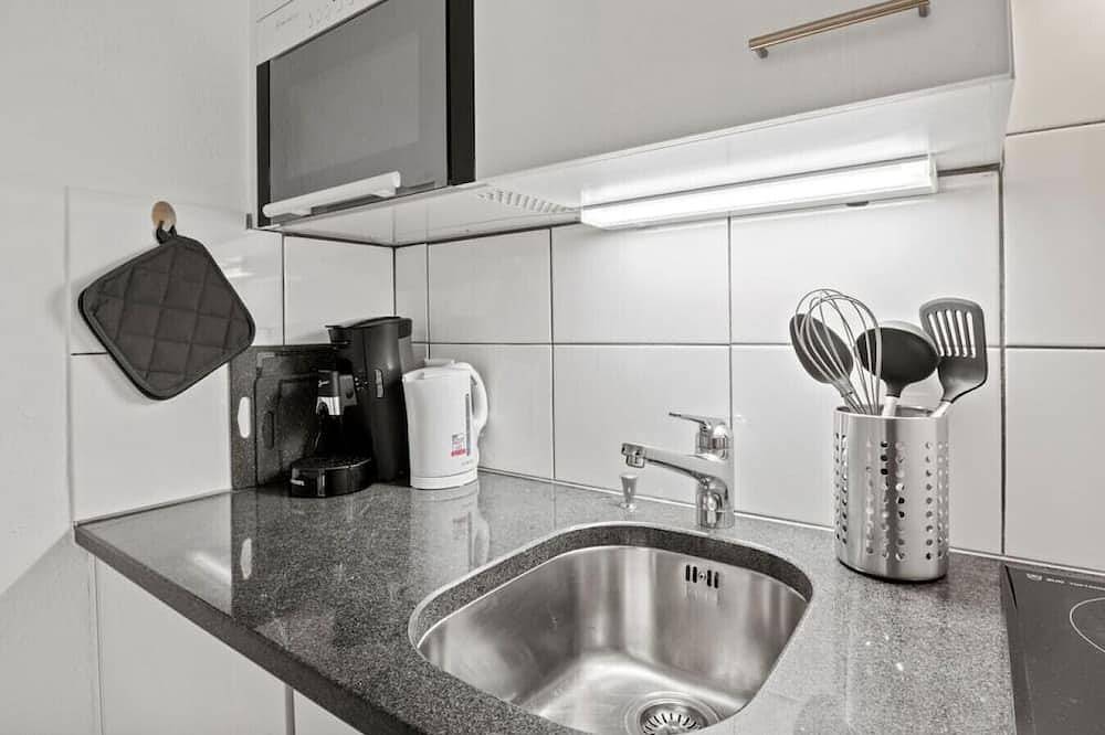 Ganze Wohnung, Stadtzentrum_Doppelbett_Arbeitsplatz_Waschmaschine in Winterthur, Kanton Zürich