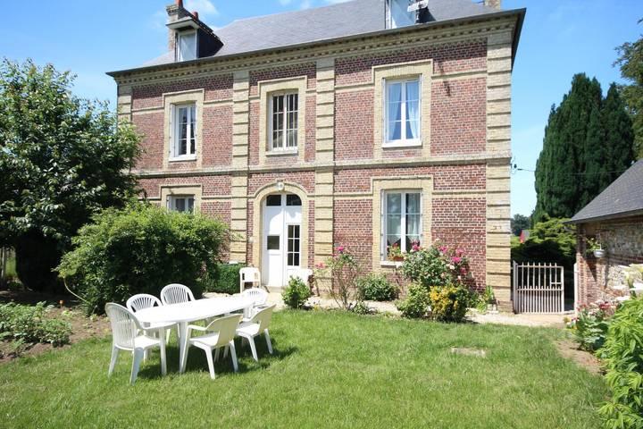 Gîte pour 8 personnes, avec Jardin