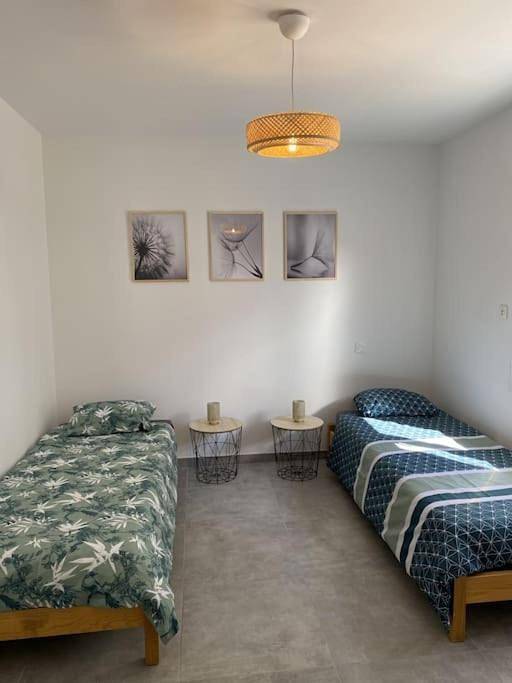 Location de vacances pour 6 personnes, avec terrasse ainsi que vue et jardin dans Lac de Pareloup - 4