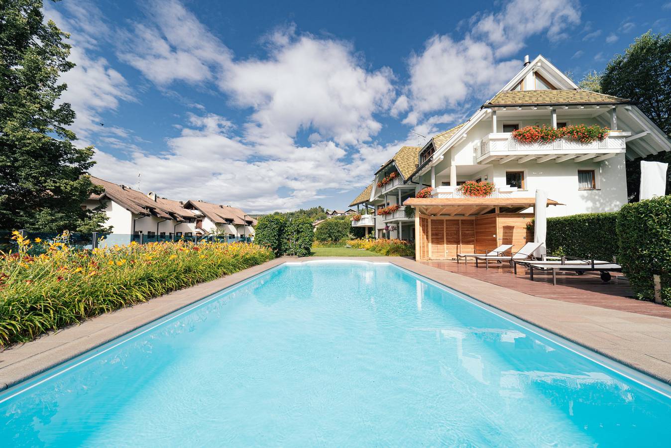Ganze Wohnung, Charmante, kleine Ferienwohnung am Meer in der Villa Anina mit Pool in Klobenstein, Ritten